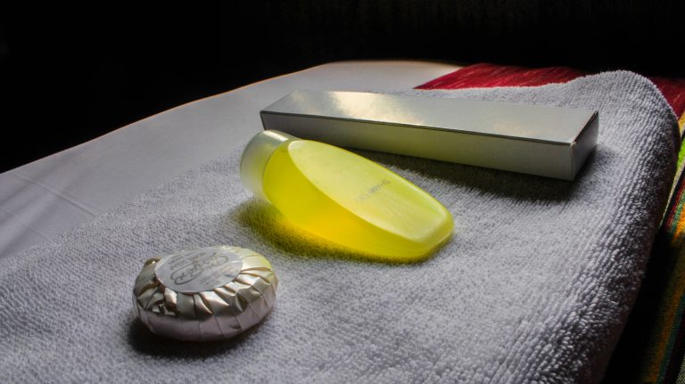 Couple Room Homestay - Image 4